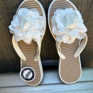 White Floral Women's Flip Flops Sandals
